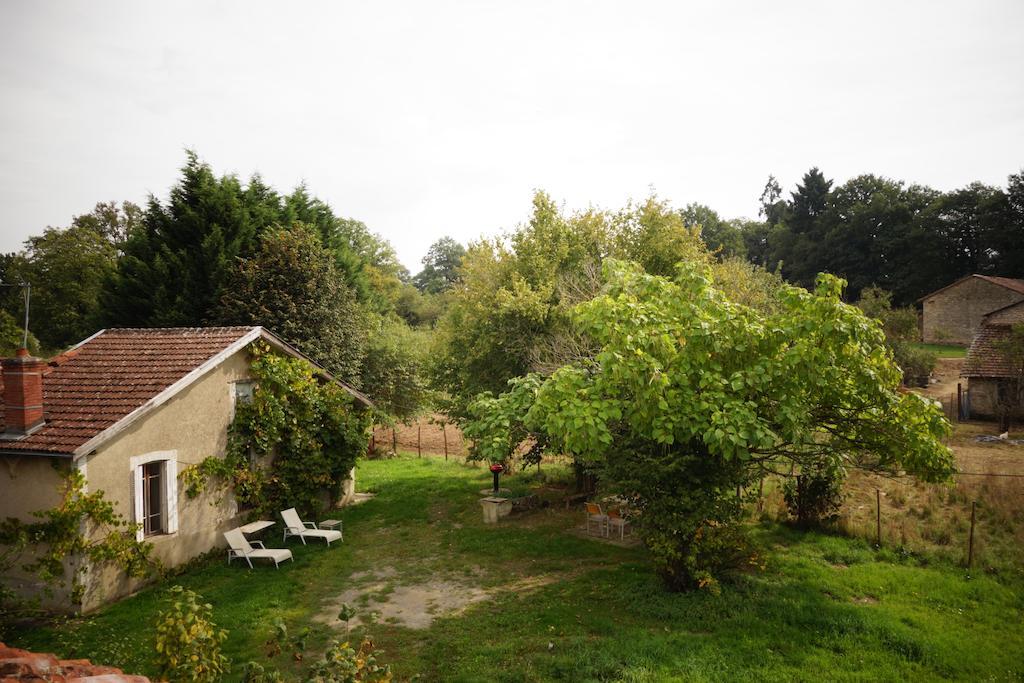 Domaine De Romefort Saint-Léonard-de-Noblat Habitación foto