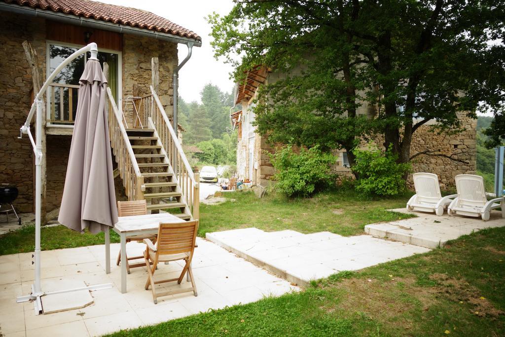 Domaine De Romefort Saint-Léonard-de-Noblat Habitación foto