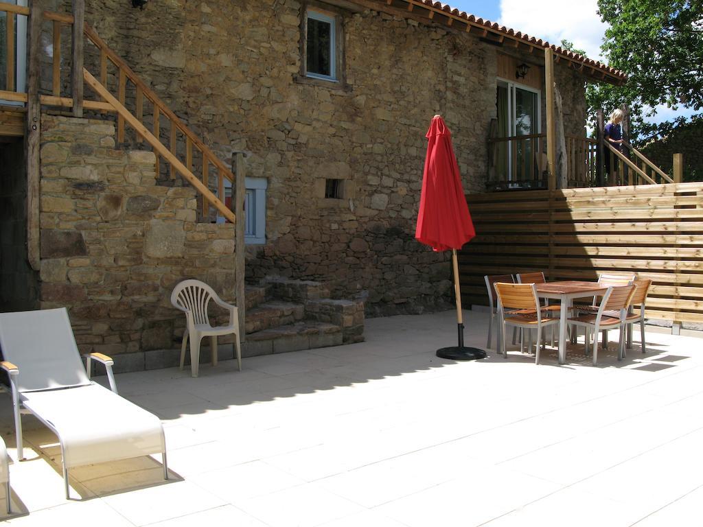 Domaine De Romefort Saint-Léonard-de-Noblat Habitación foto
