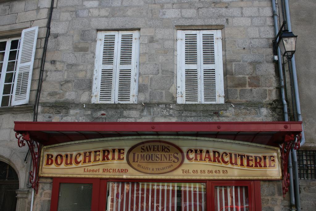 Domaine De Romefort Saint-Léonard-de-Noblat Habitación foto